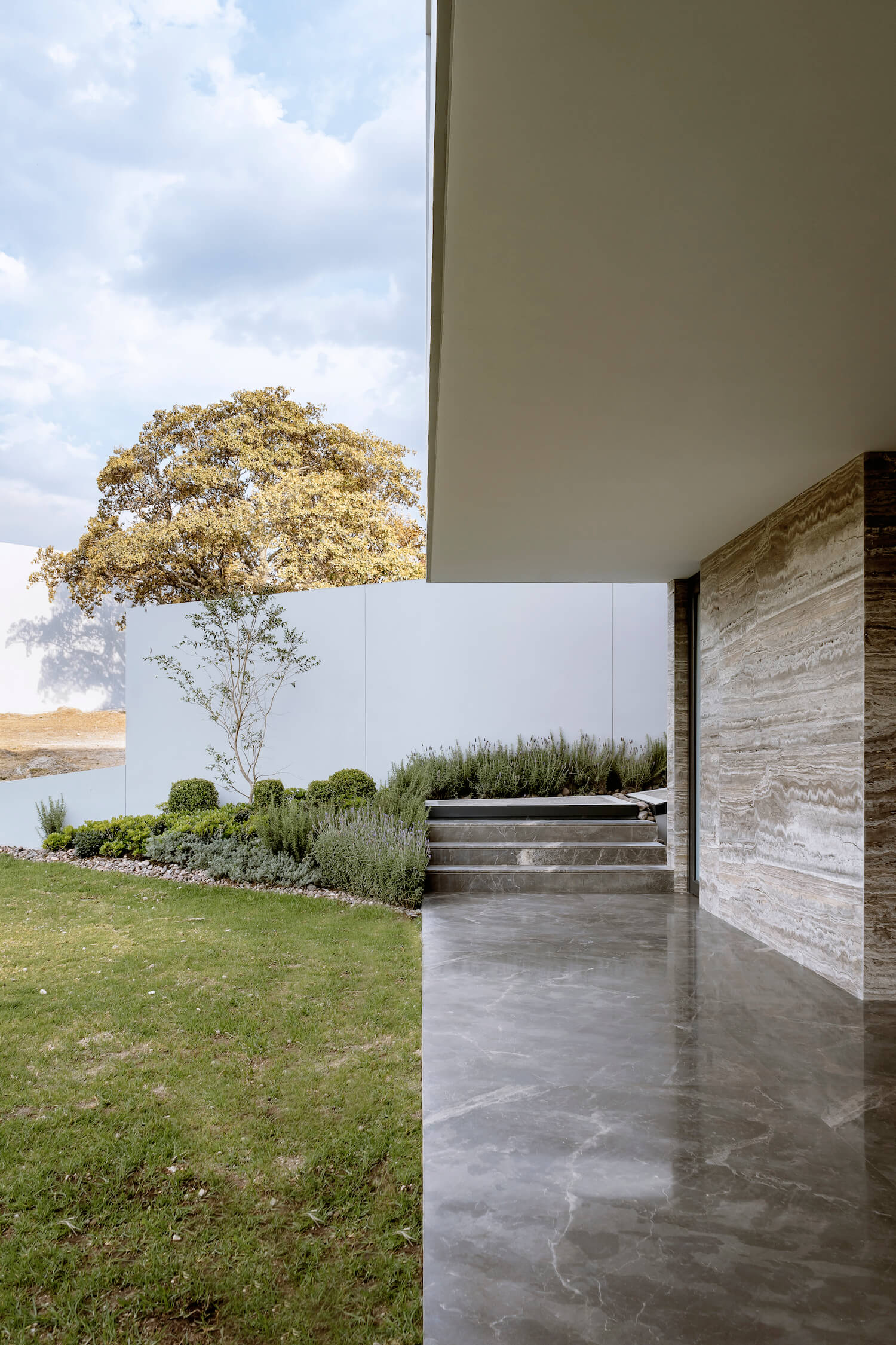 Casa Los Sueños Zapopan Mexico by FAA Houses