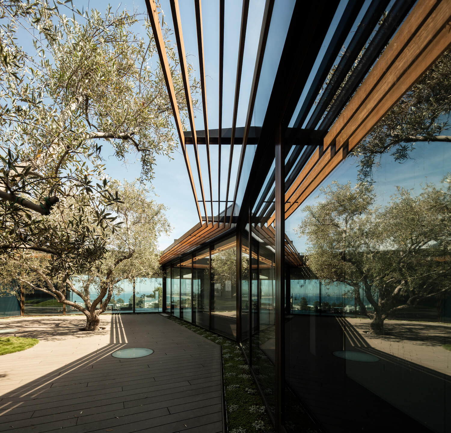 Tramonto Residence In Pacific Palisades Houses