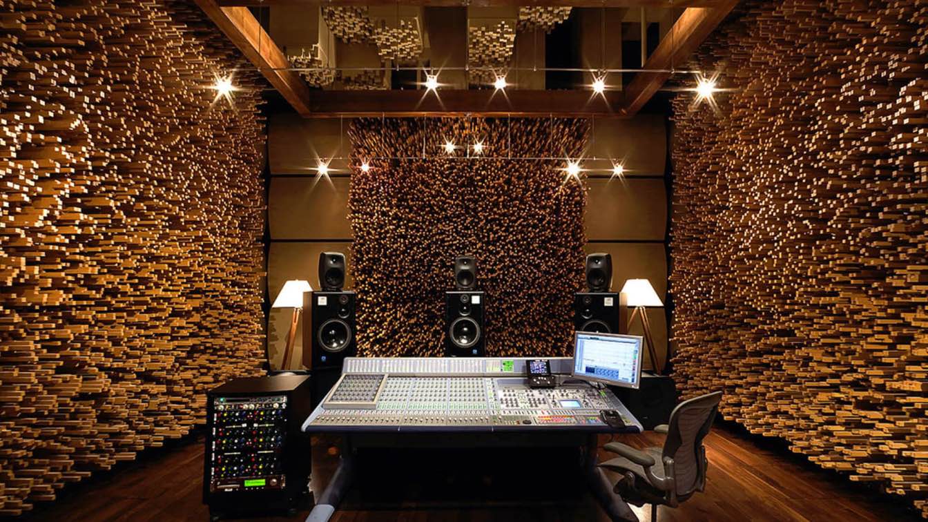 6 Essentials Every Good Recording Studio|Articles
