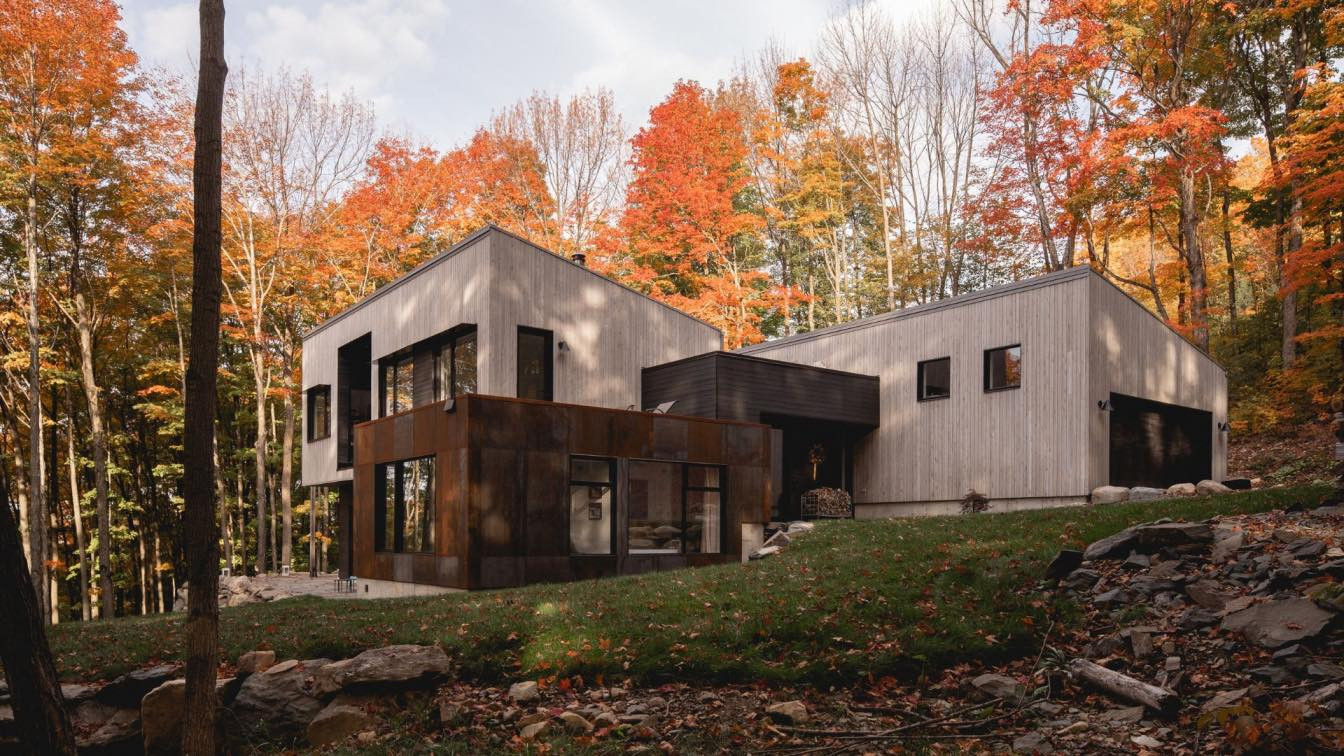 Shefford House, Canada by Atelier BOOM-T|Houses