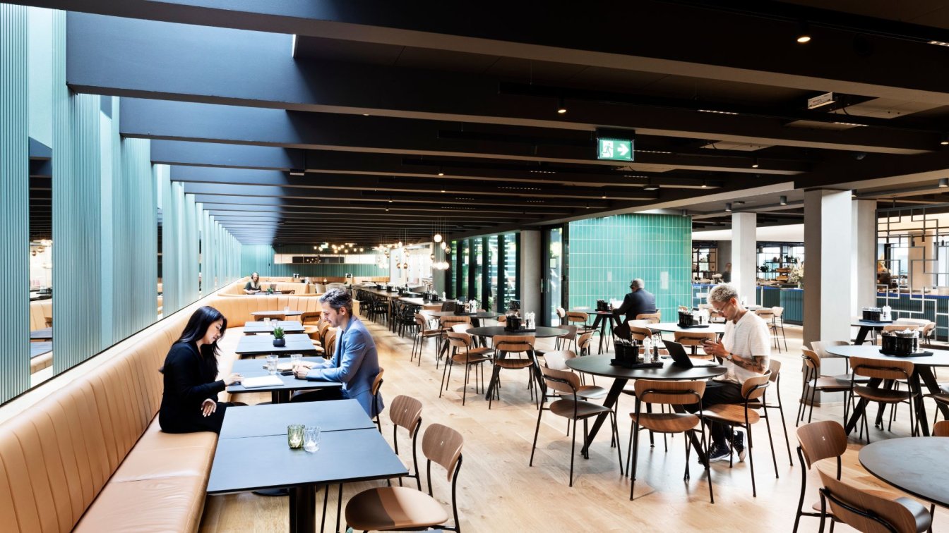 PLH Arkitekter: The canteen at . Moll|Cafe