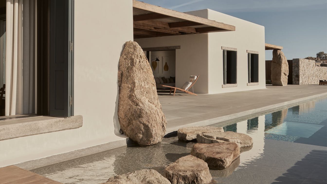 Villa Mandra: a stone holiday house in M|Villa