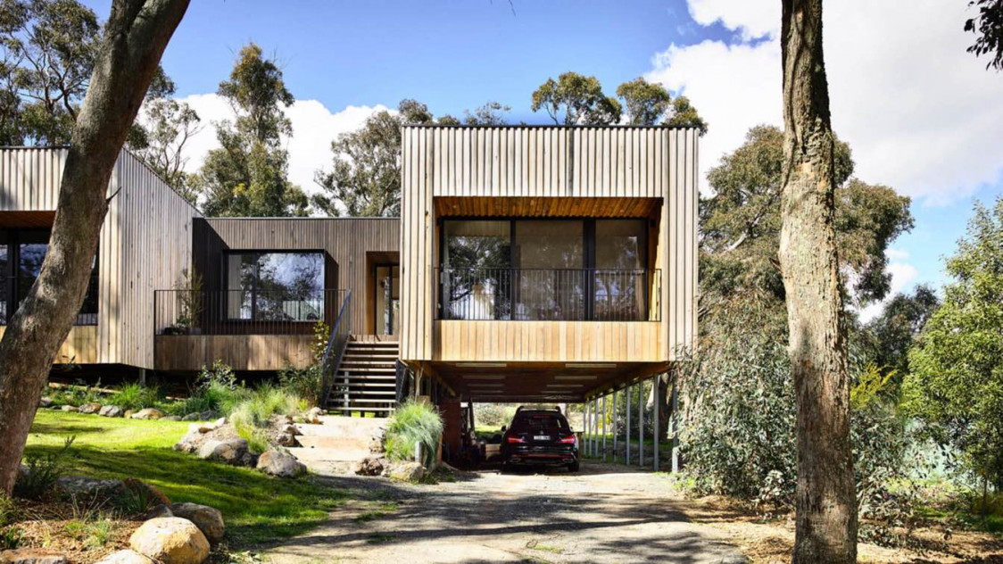 Ballarat East House in Australia by Port|Houses