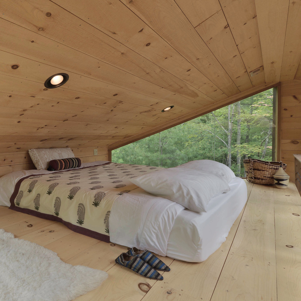 The Inhabit Treehouse in Woodstock, New|Cabin