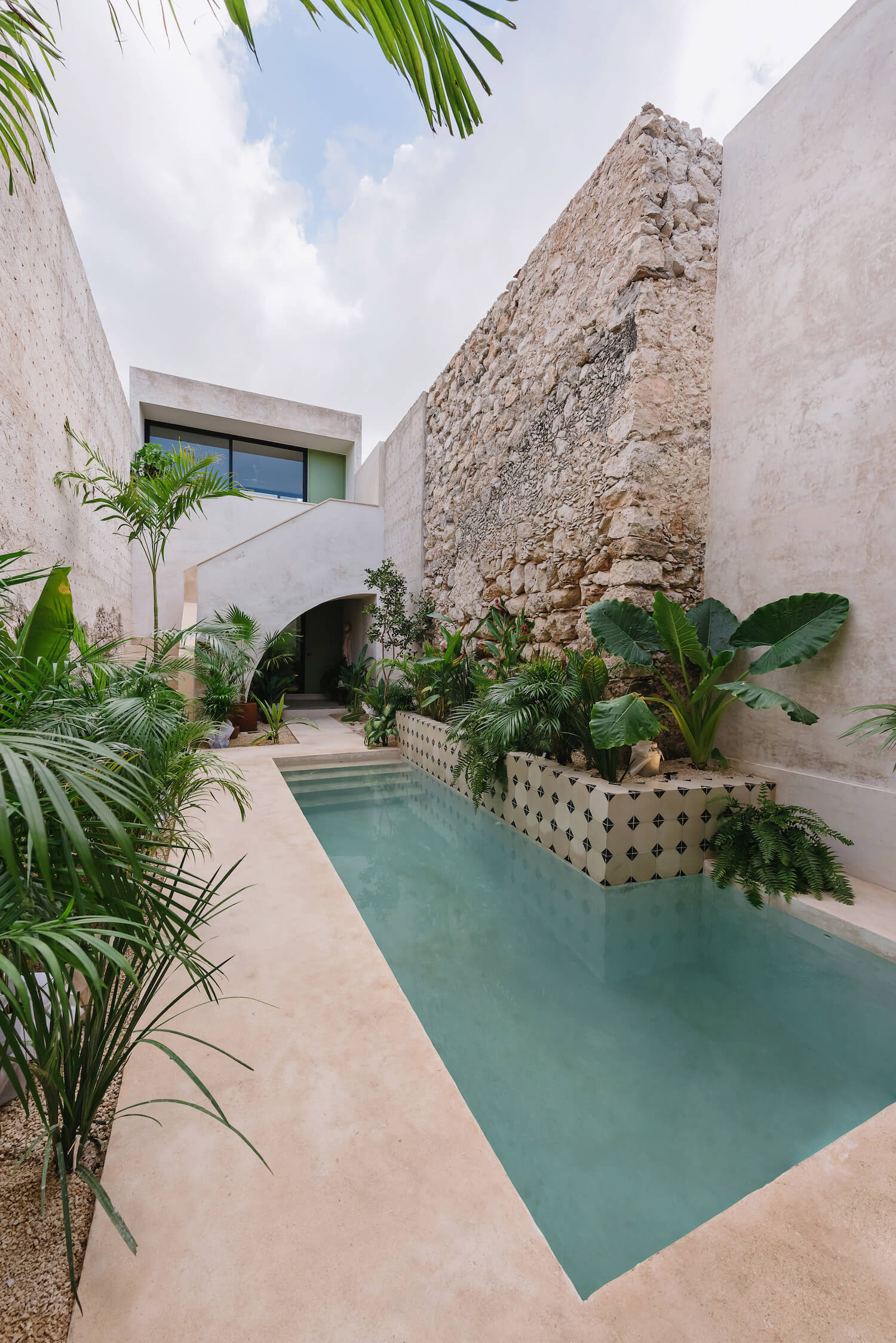 Canela House In Merida Mexico By Worksh Houses