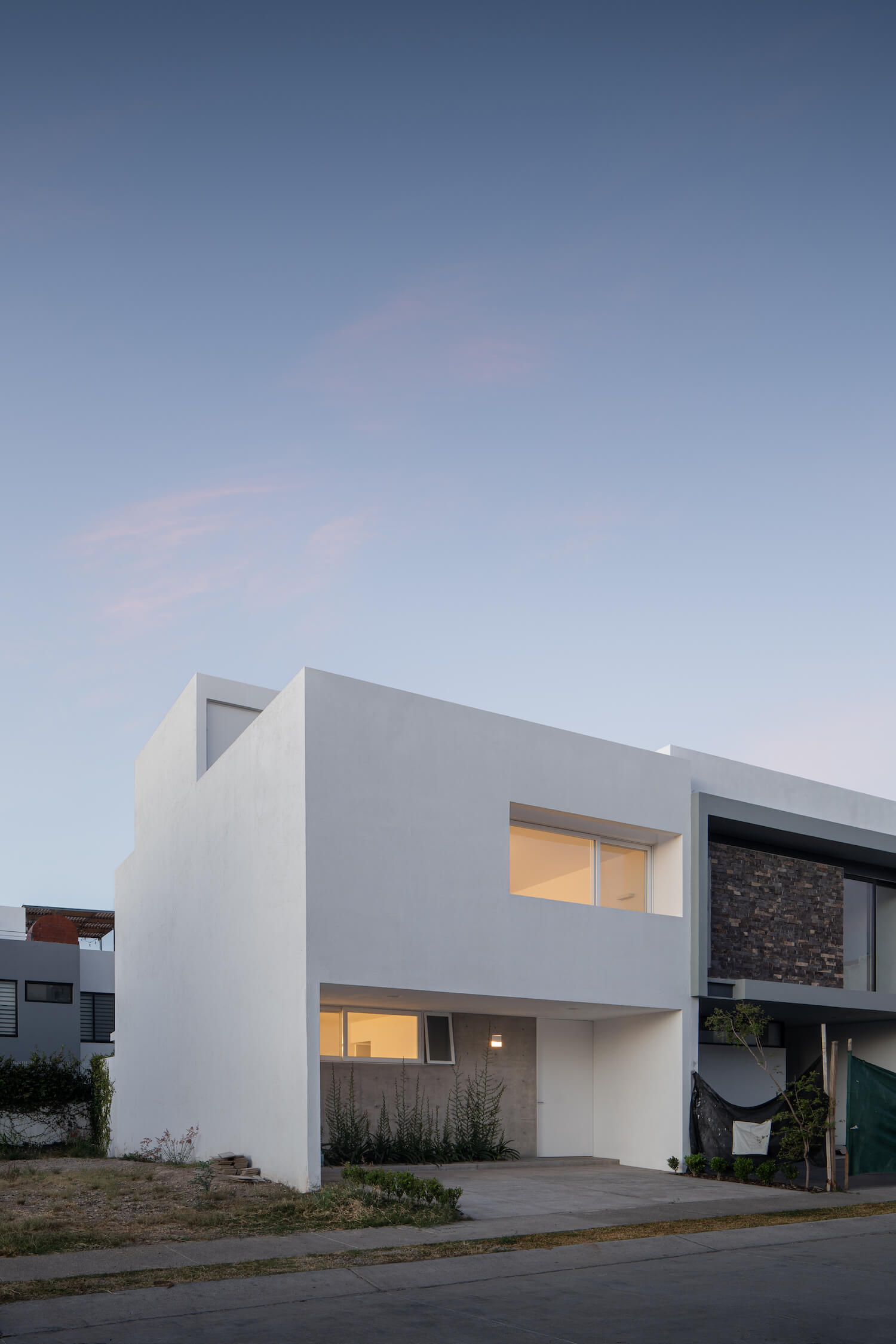 Cotaparedes Arquitectos designs Casa Sur|Houses