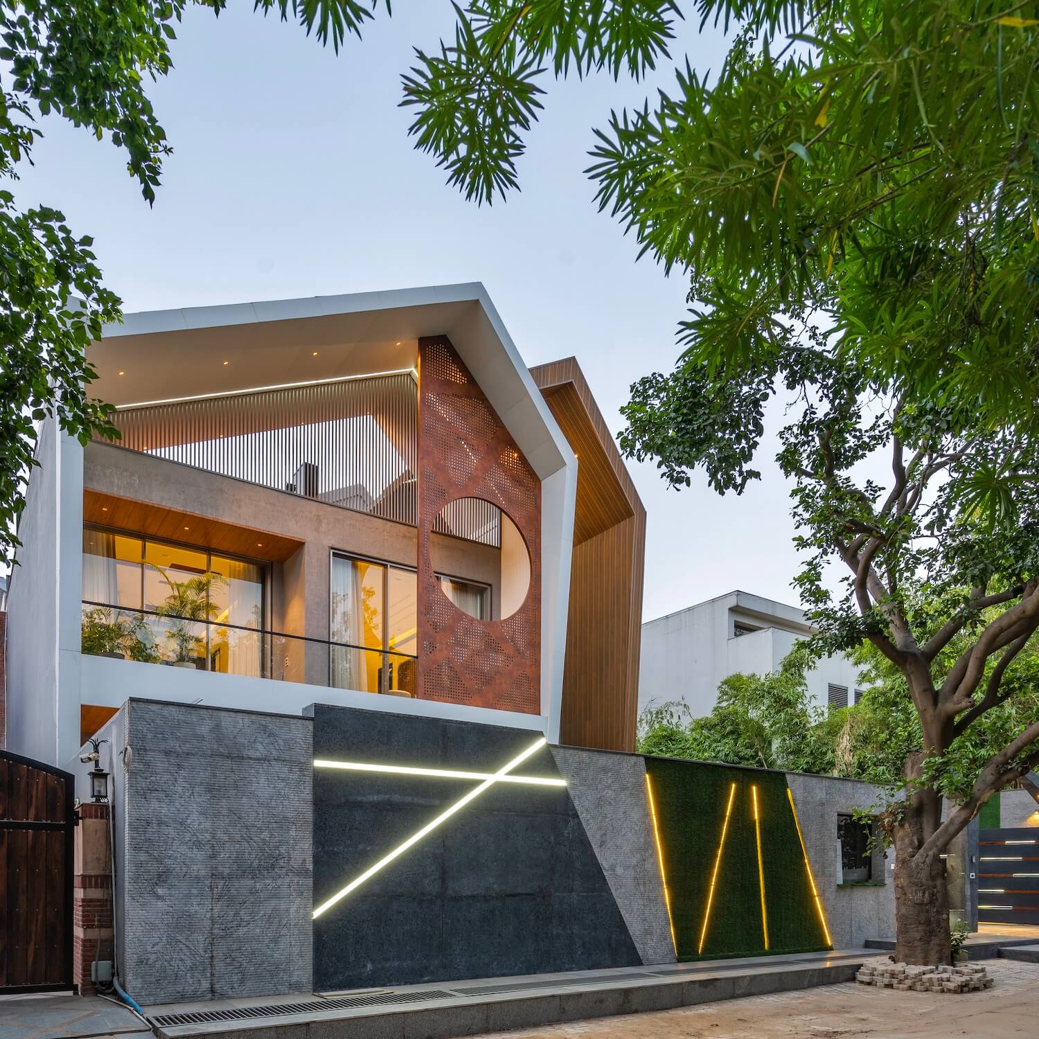 The Spruce House in Haryana, India by De|Houses