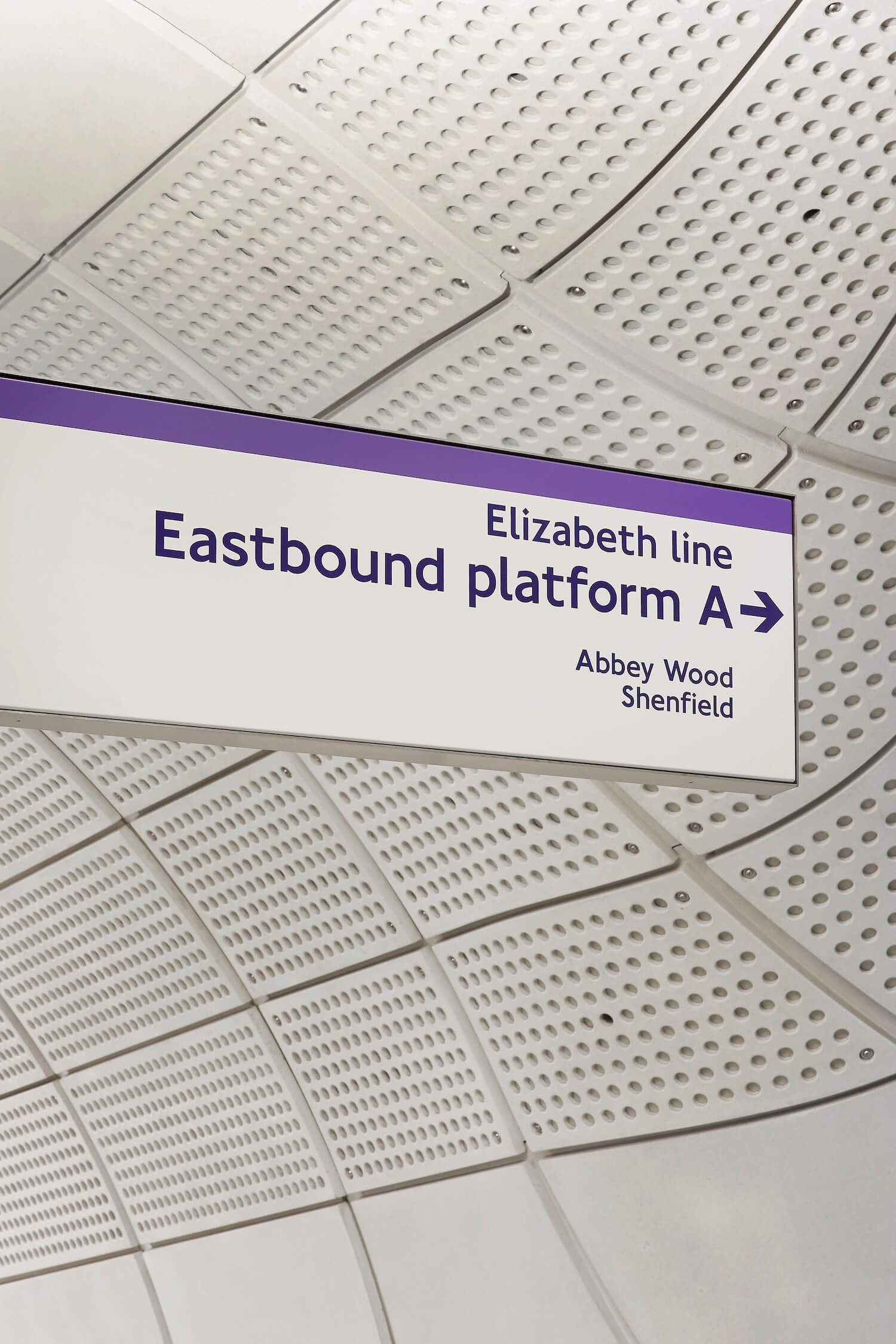 The Elizabeth line: London’s newest rail|Metro Station