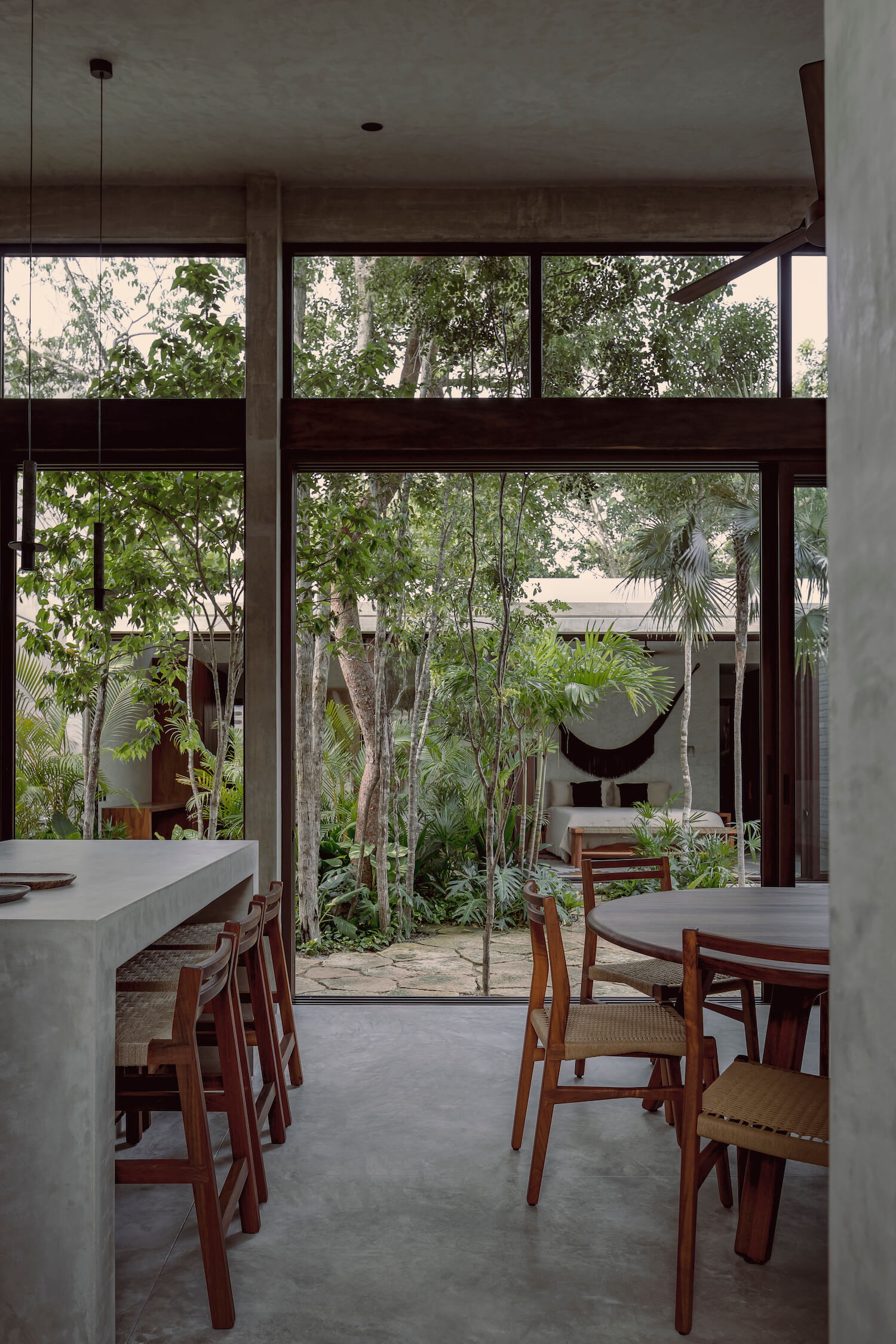 Tropical House / Jaque Studio