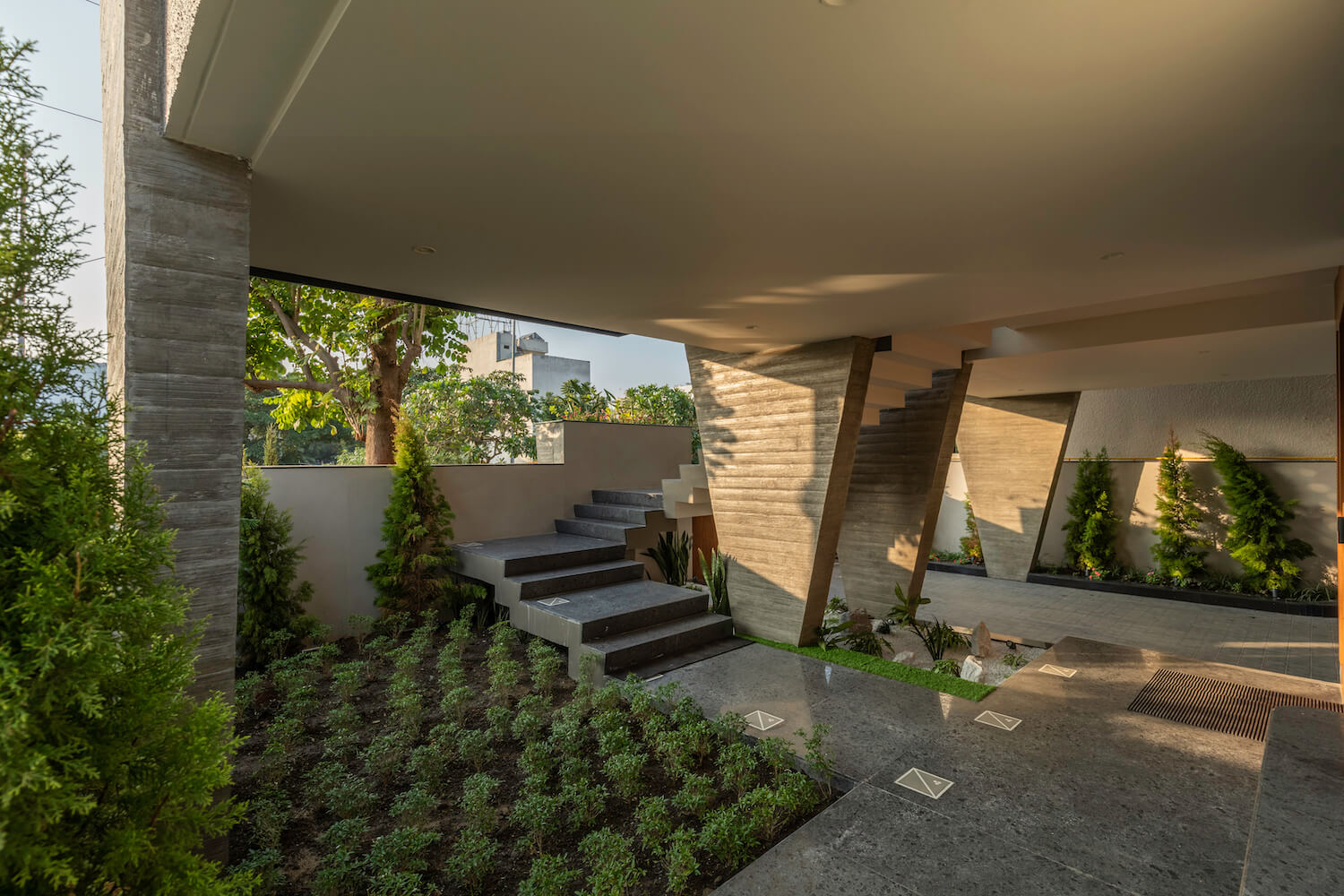 The Concrete House in Indore, India desi|Concrete Houses