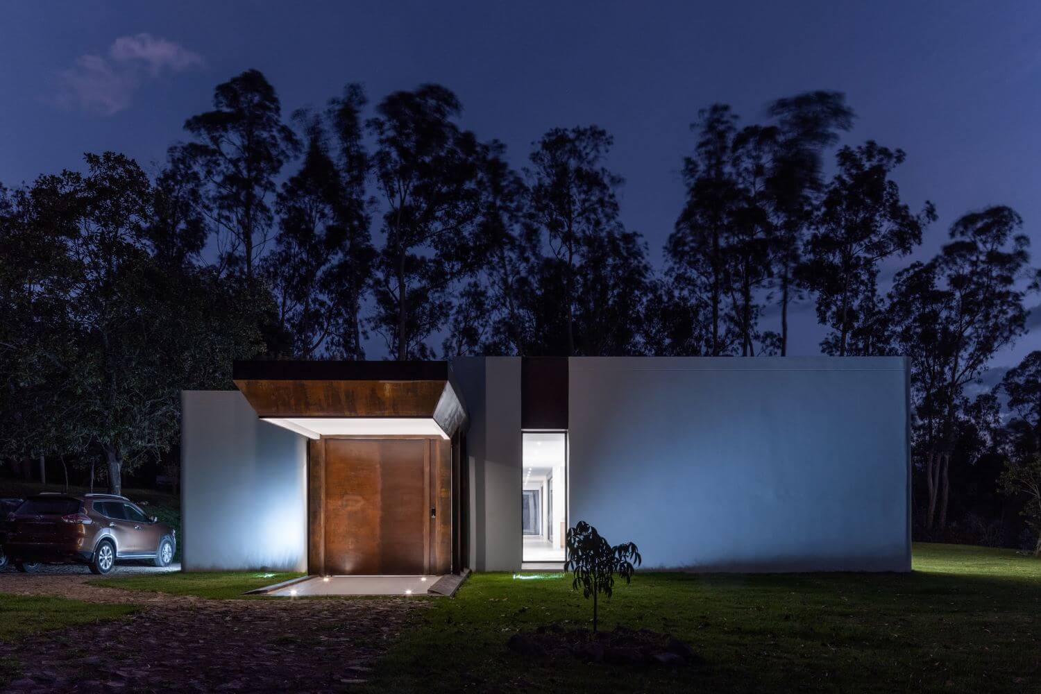 Magnolia House by nicolas&nicolas & Caá Porá Arquitectura