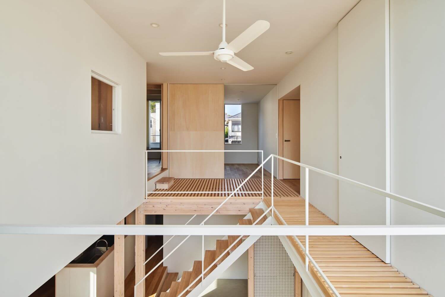 https://amazingarchitecture.com/storage/files/1742/architecture-projects/kiki-archi/doma-house/21-doma_house_kanagawa_japan_kiki%20archi_takibi.jpg