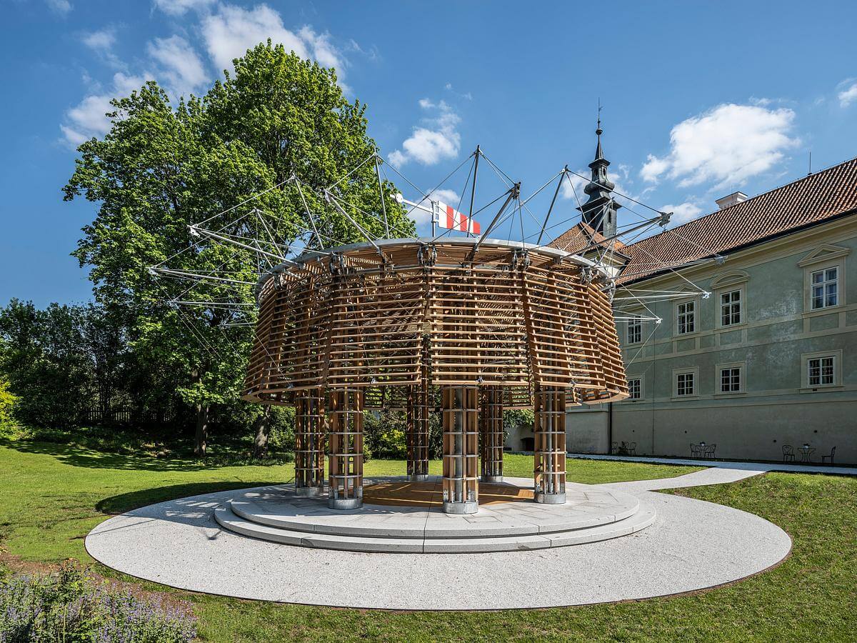 Kinetic Pavilion at the Radíč Chateau, R|Pavilion