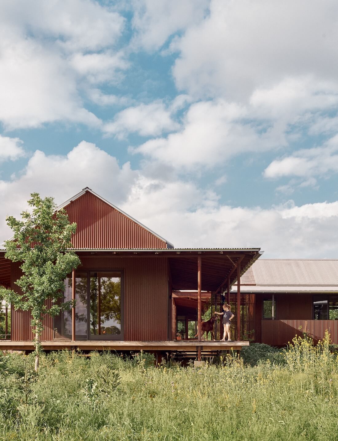 Baldridge Architects designs Roam Ranch,|Houses