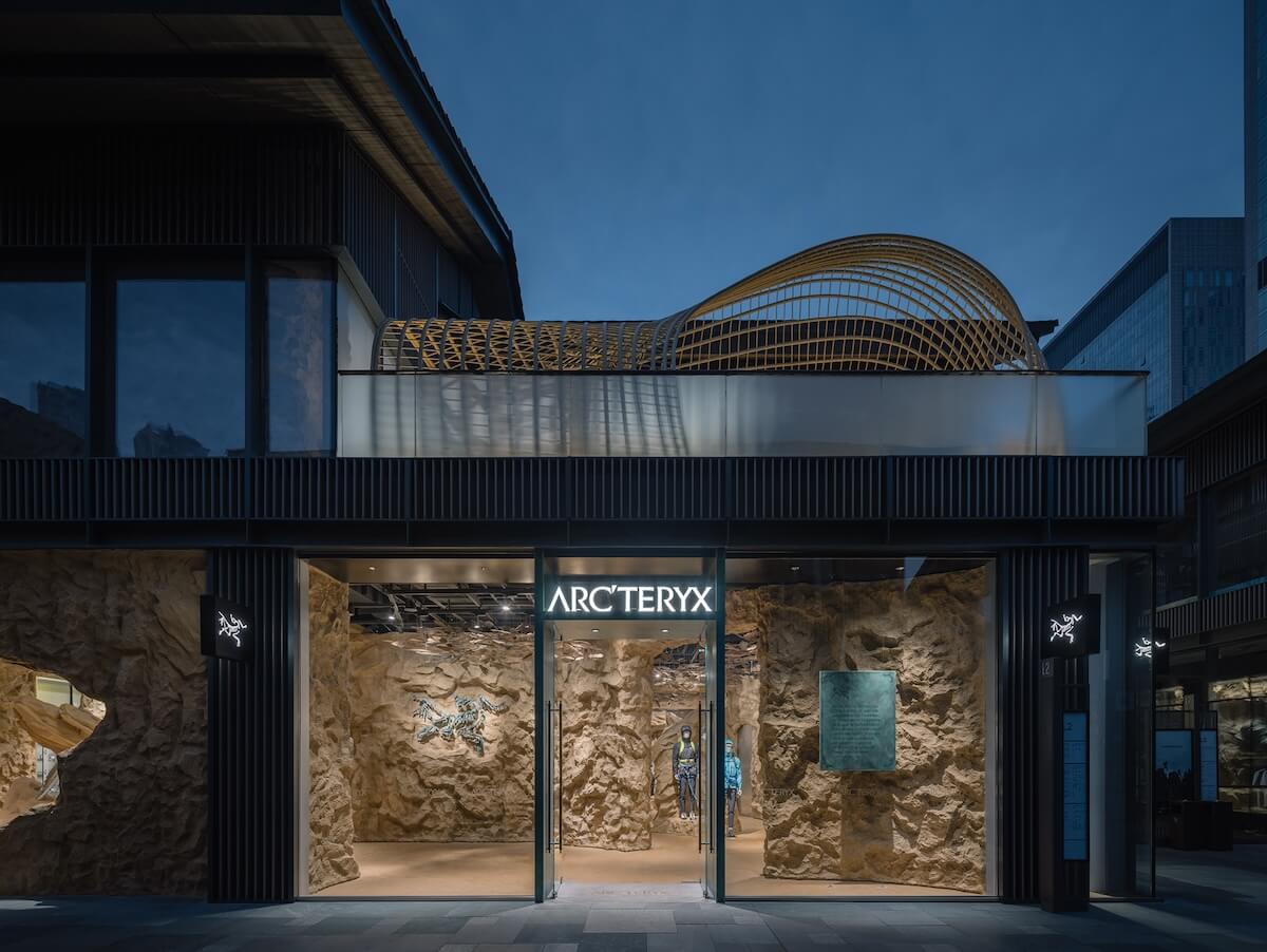 [공간]VVYY Group & STILL YOUNG: ARC'TERYX Opens a new concept store in ...